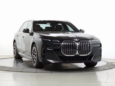 New 2025 BMW i7 eDrive50 w/ M Sport Package image 1