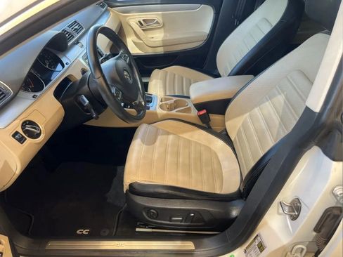 Used 2013 Volkswagen CC Sport FWD image 8