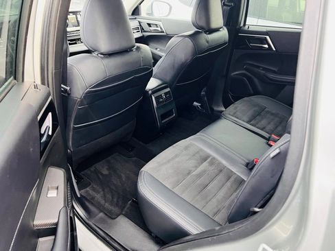 Used 2022 Mitsubishi Outlander SEL Black Edition image 27