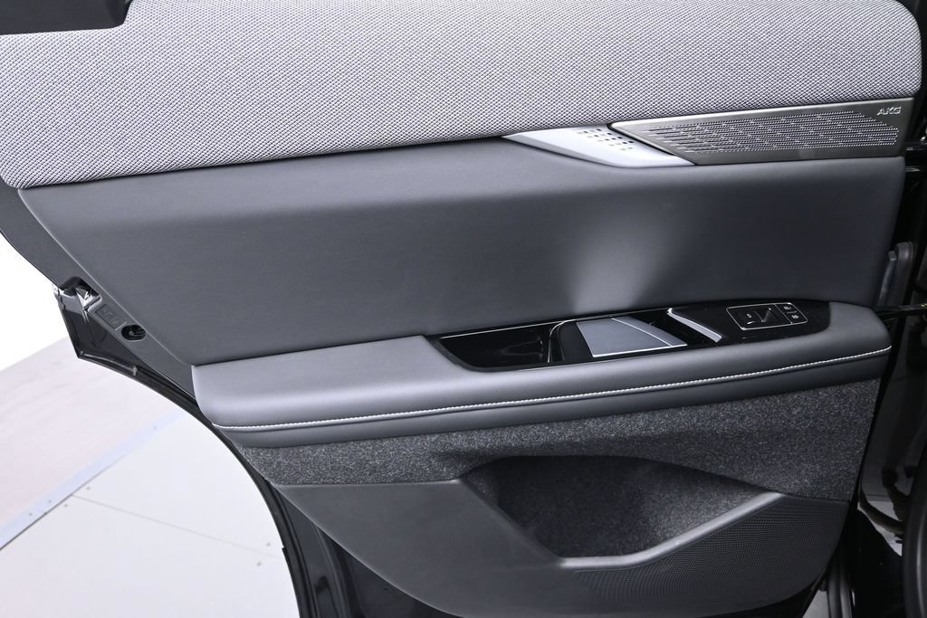 Certified 2025 Cadillac Optiq Sport 2 AWD/4WD image 24