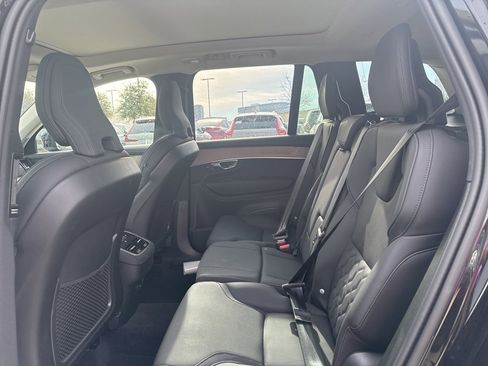 Certified 2025 Volvo XC90 B6 Plus image 16