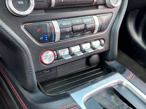Used 2019 Ford Mustang GT Premium w/ Equipment Group 401A image 33
