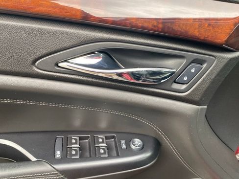 Used 2014 Cadillac SRX Luxury w/ Driver Awareness Package FWD image 23
