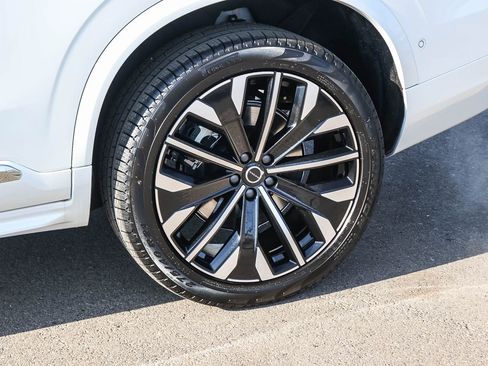 New 2026 Volvo XC90 B6 Ultra w/ Protection Package image 10