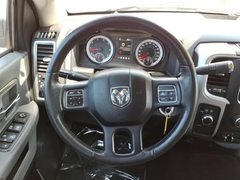 Used 2018 RAM 3500 Big Horn AWD/4WD image 25