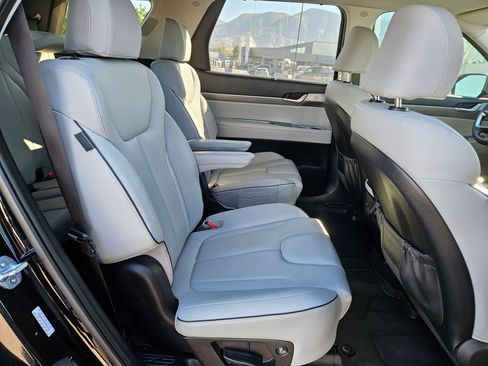 Used 2023 Hyundai Palisade SEL w/ Premium Package AWD/4WD image 31