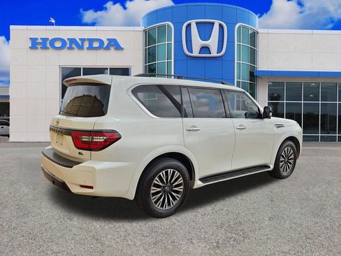 Used 2024 Nissan Armada SL w/ Midnight Edition Package RWD image 14
