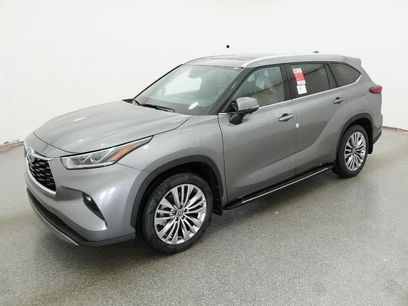 New 2026 Toyota Highlander Platinum