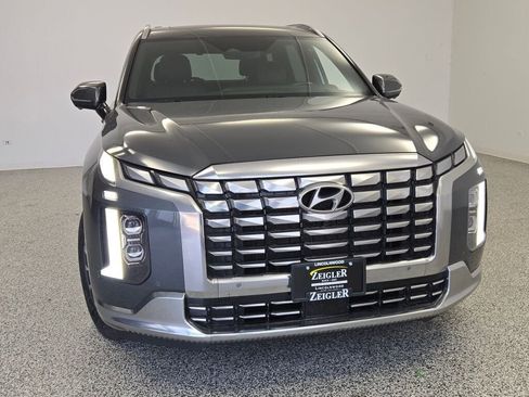 Used 2023 Hyundai Palisade Calligraphy image 5