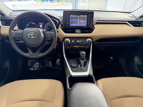 Used 2022 Toyota RAV4 LE AWD/4WD image 12