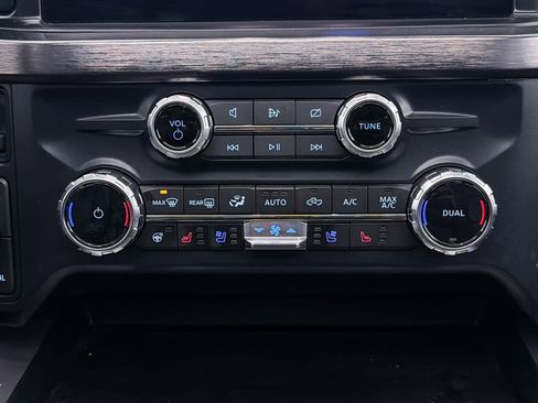 Used 2023 Ford F250 Lariat w/ Lariat Ultimate Package image 25