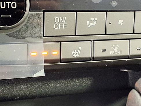 New 2026 Subaru Outback Limited image 18