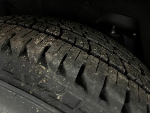 Used 2023 Nissan Armada SL image 44