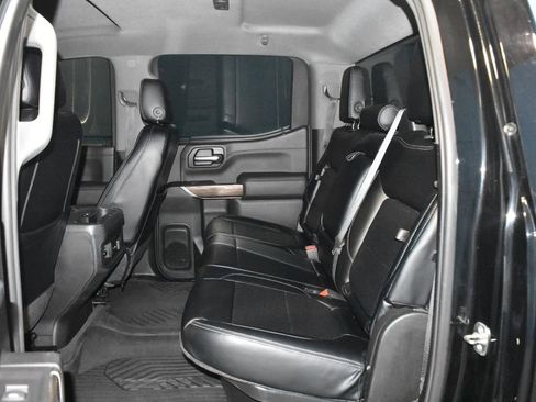 Used 2020 Chevrolet Silverado 1500 LT Trail Boss image 17