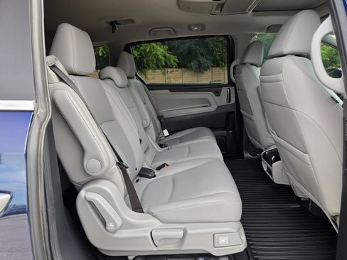 Used 2024 Honda Odyssey Touring image 24