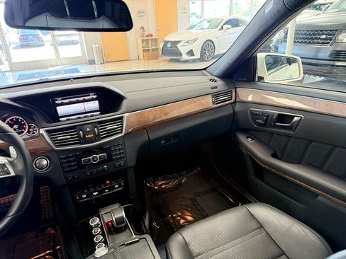 Used 2013 Mercedes-Benz E 63 AMG E63 AMG Sedan image 11
