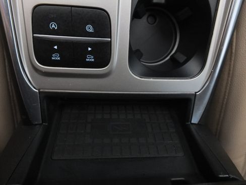 Used 2020 Ford Explorer Limited RWD image 27