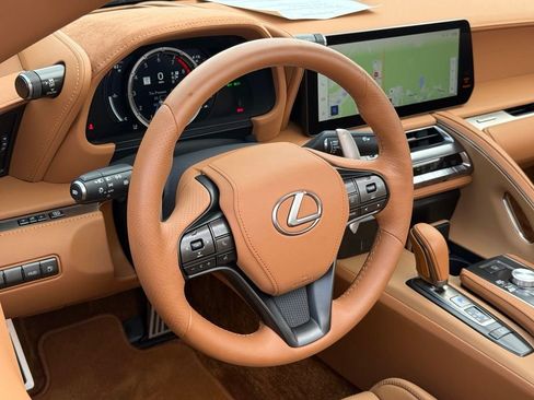 Used 2024 Lexus LC 500 Convertible w/ Touring Package RWD image 16