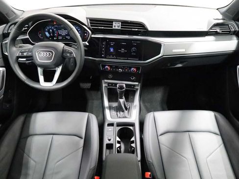 Certified 2025 Audi Q3 2.0T Premium w/ Convenience Package AWD/4WD image 24