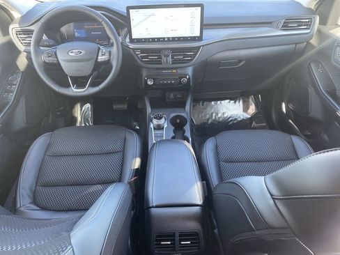 New 2026 Ford Escape SE image 11