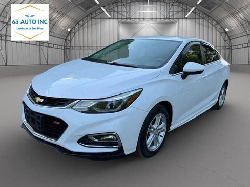 Used 2016 Chevrolet Cruze LT w/ RS Package FWD image 1
