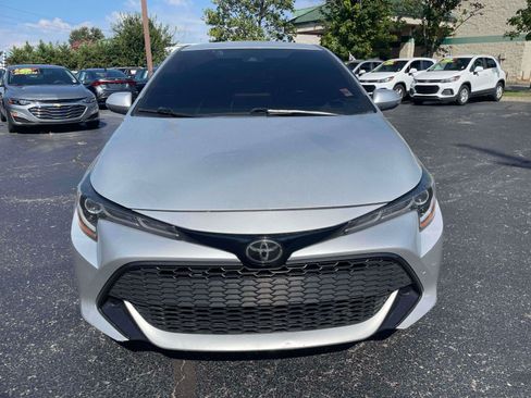 Used 2020 Toyota Corolla SE w/ SE Preferred Package FWD image 2
