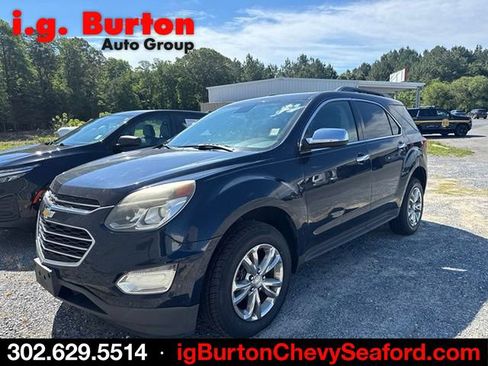 Used 2017 Chevrolet Equinox LT w/ Convenience Package FWD image 3