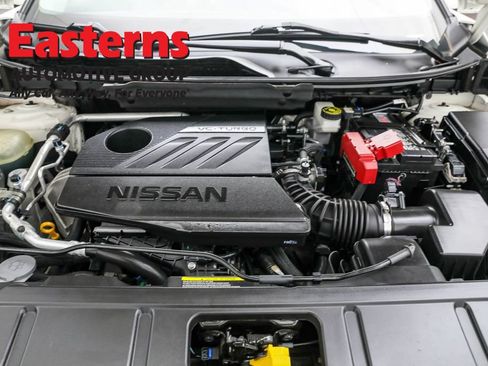 Used 2022 Nissan Rogue SV image 7