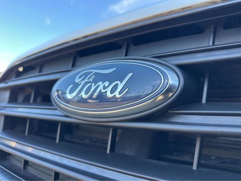 Used 2020 Ford Transit Connect XL image 44