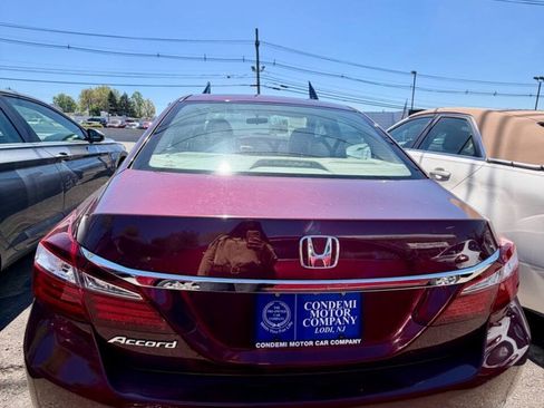 Used 2016 Honda Accord LX image 10