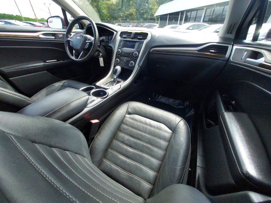 Used 2013 Ford Fusion SE FWD image 11