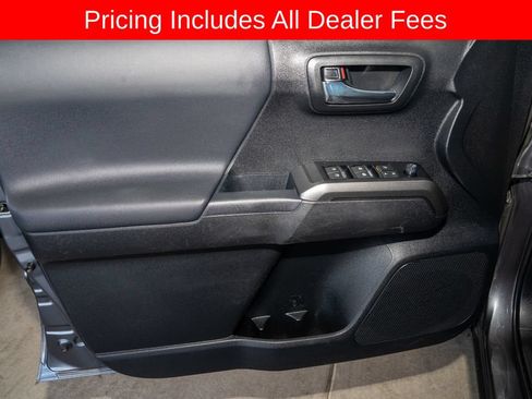 Used 2023 Toyota Tacoma TRD Off-Road AWD/4WD image 10