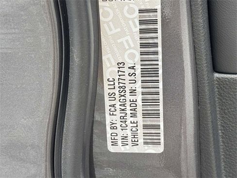 New 2025 Jeep Grand Cherokee L Laredo w/ Luxury Tech Group I image 27