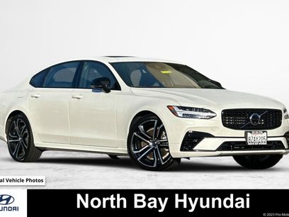 Used 2021 Volvo S90 T8 R-Design w/ Advanced Package