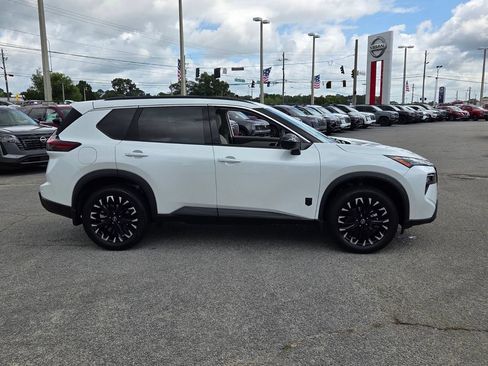 New 2026 Nissan Rogue Dark Armor FWD image 12
