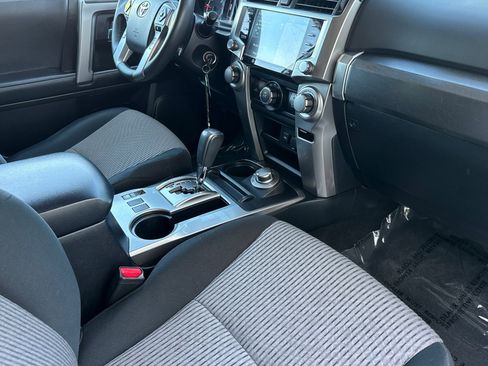 Used 2021 Toyota 4Runner SR5 AWD/4WD image 32