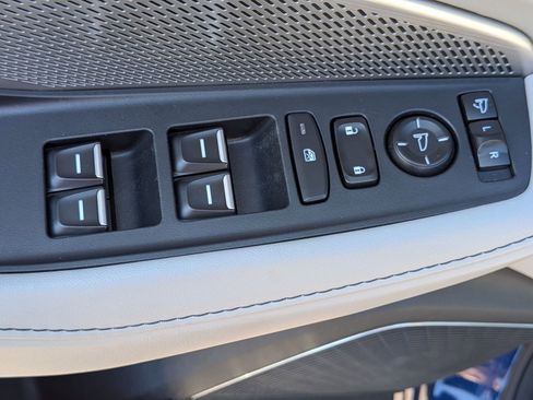 Used 2023 Acura MDX SH-AWD w/ Technology Package image 14