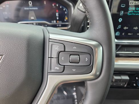 Used 2025 Chevrolet Silverado 2500 LT w/ Convenience Package AWD/4WD image 33