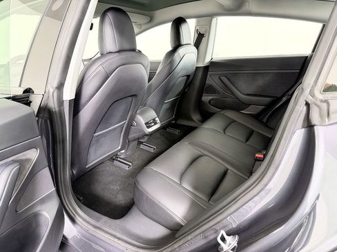 Used 2021 Tesla Model 3 Standard Range Plus image 35