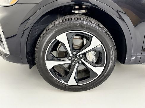 Certified 2025 Audi Q5 2.0T Premium Plus w/ Premium Plus Package AWD/4WD image 31