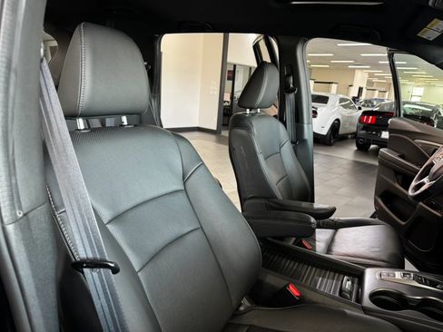 Used 2022 Honda Passport EX-L image 13