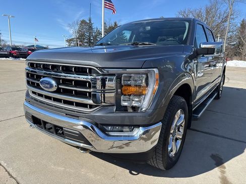 Used 2023 Ford F150 Lariat image 2