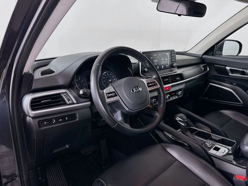 Used 2020 Kia Telluride LX image 9
