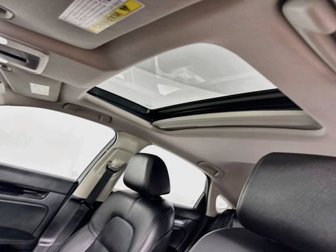 Certified 2024 Honda Civic EX-L image 11