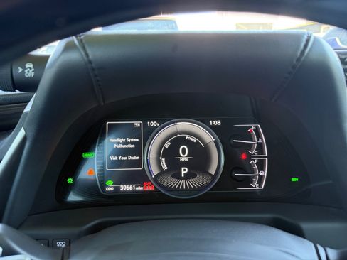 Used 2019 Lexus ES 300h w/ Premium Package FWD image 17