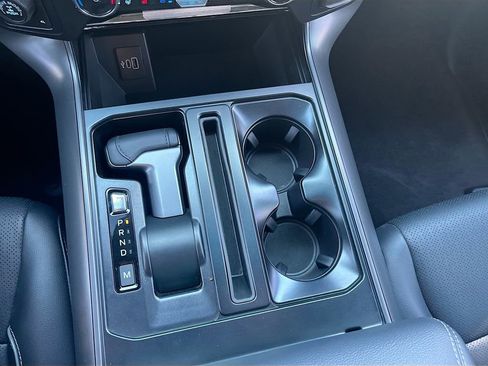 Used 2025 Ford F150 Lariat w/ Equipment Group 501A Mid image 17