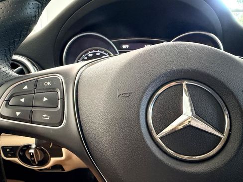 Used 2018 Mercedes-Benz GLA 250 4MATIC image 45
