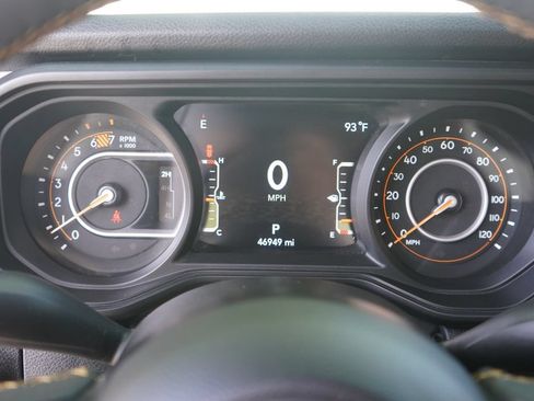Used 2024 Jeep Wrangler Sport AWD/4WD image 18