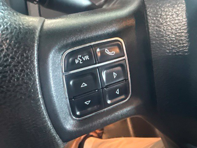 Used 2014 RAM 1500 Classic SLT w/ Protection Group AWD/4WD image 18