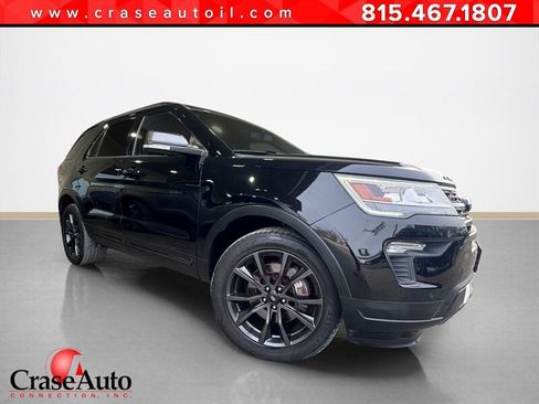 Used 2018 Ford Explorer XLT w/ Equipment Group 202A image 1